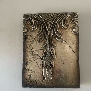 Sid Dickens Black and White Wall Plaque